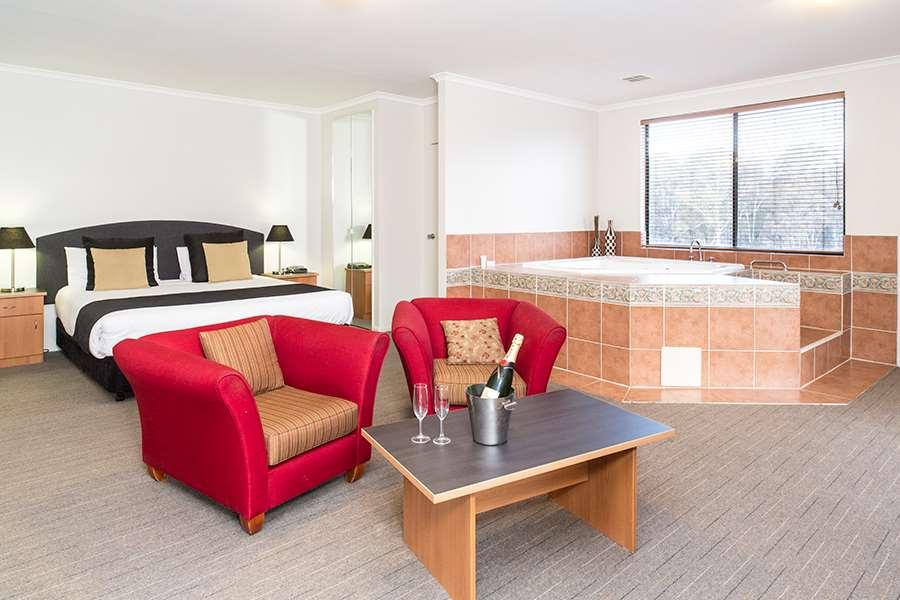 Alpha Hotel Canberra Zimmer foto